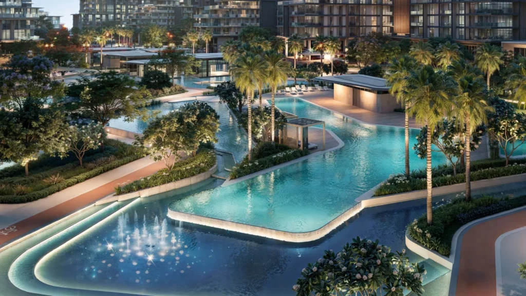 Infinity-style pool and landscaped surroundings City Walk Crestlane